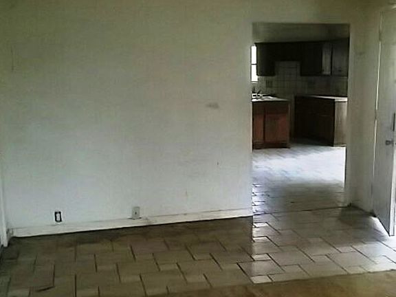 2nd image of 144 Twinkle Star Ln