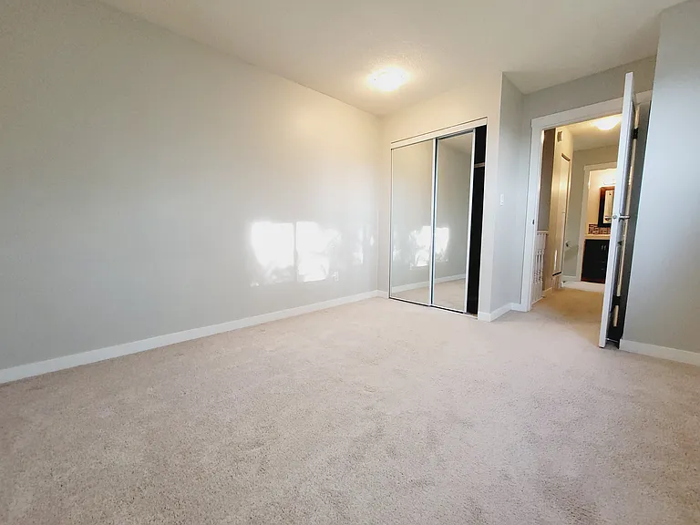 1748 Lakewood Road South NW — Photo 7