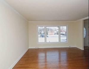 3rd image of 17039 Evans Dr