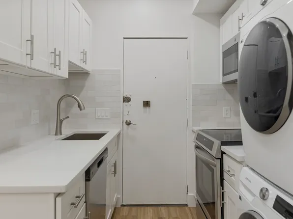 98 Saint Botolph St #6, Boston, MA 02116