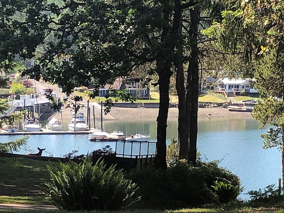 1st image of 371 E Treasure Island Dr