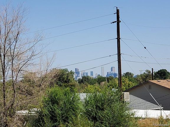 2nd image of 6045 W Mississippi Ave