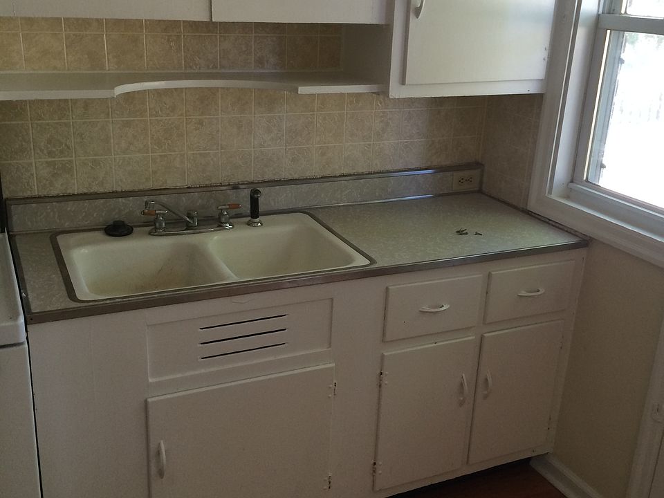 2nd image of 5126 Atherton North Dr