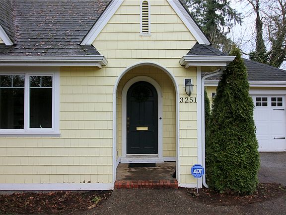 2nd image of 3251 Capitol Blvd S