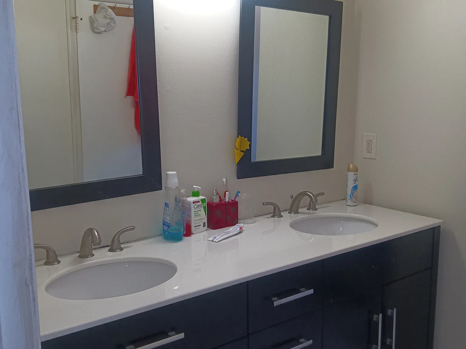 3 bed, 1760 sqft, $3,200 — Photo 2