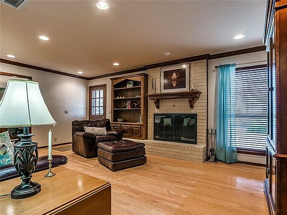 5th image of 5408 Hart Dr NE