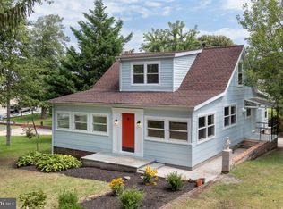 203 Oak Ave, Essex, MD 21221