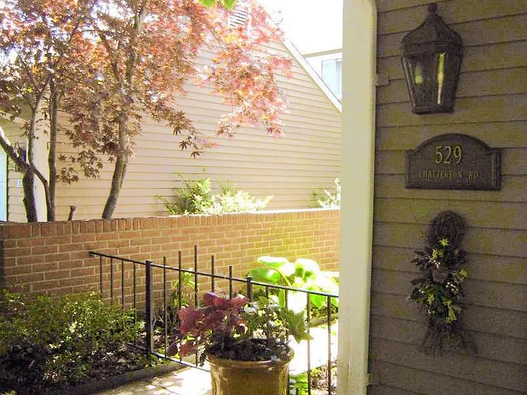 Chatterton Rd — Photo 3