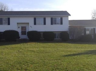 3371 Poplar Hill Rd, Livonia, NY 14487
