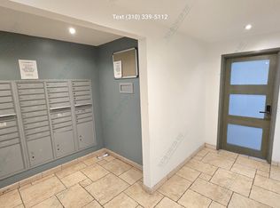 2441 S Barrington Ave #206, Los Angeles, CA 90064