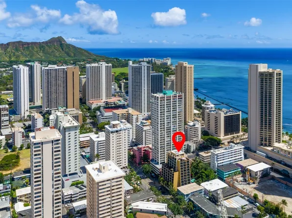 2425 Kuhio Ave #608, Honolulu, HI 96815