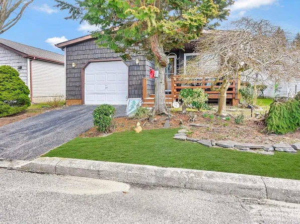 78 Dogwood Lane #78, Manorville, NY 11949