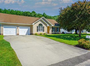 248 Riverwind Dr, Spring Lake, NC 28390