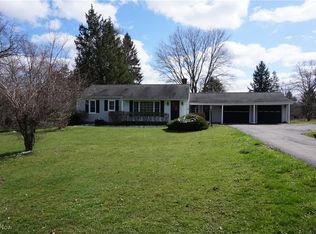 11945 Bean Rd, Chardon, OH 44024
