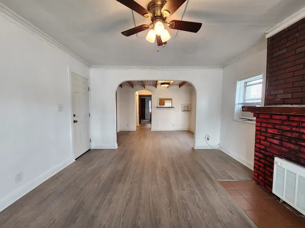 1102 Kanawha Blvd W, Charleston, WV 25302