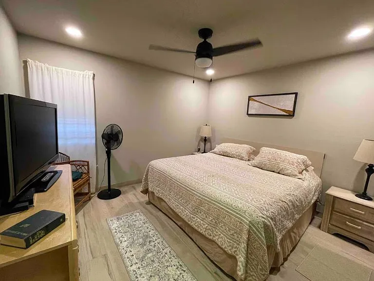 1912 Gulf Blvd #108 — Photo 11