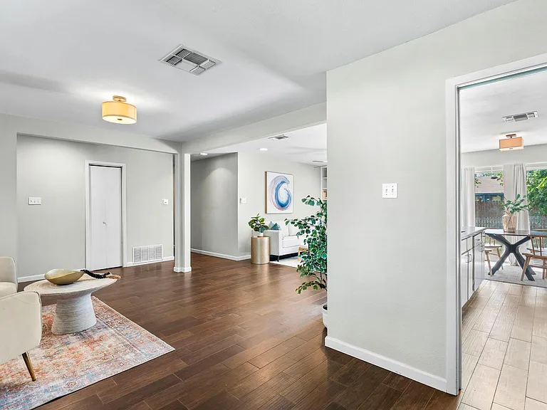 12314 Double Tree Ln — Photo 9