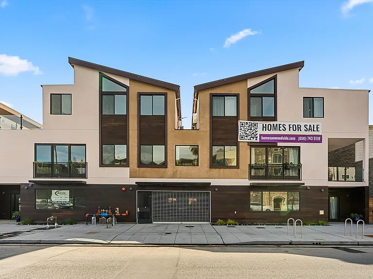 914 Woodside Rd #914 — Photo 1