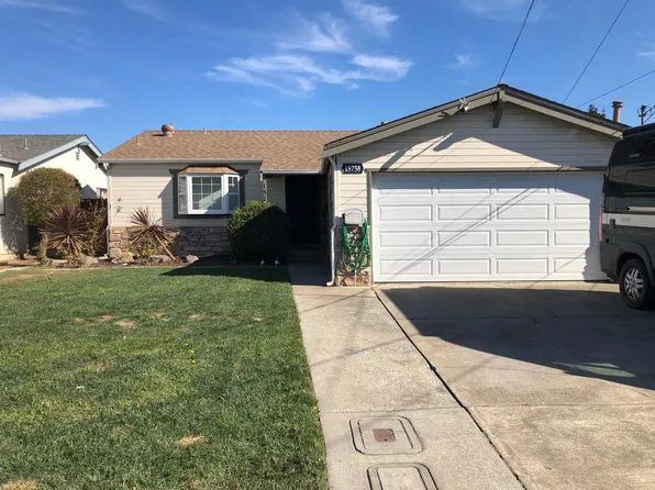 15758 Via Sorrento, San Lorenzo, CA 94580