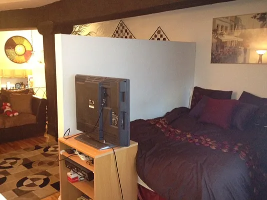 Rented by Marc Magid, Landlord | media 9