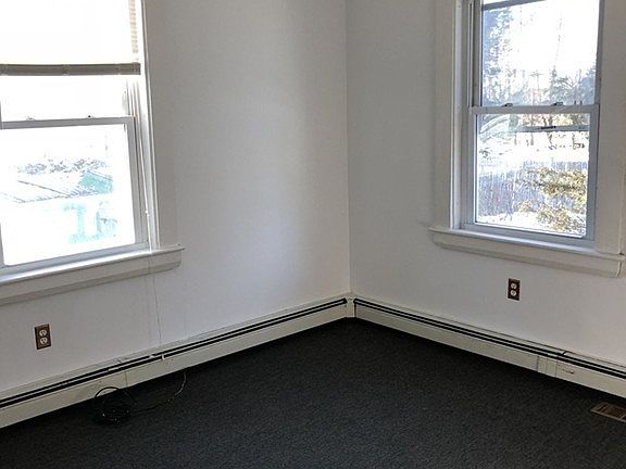 3rd image of 68 Lovering St Unit 1