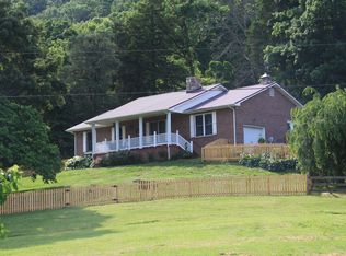 168 Bill Garland Rd, Johnson City, TN 37604