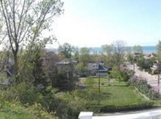 625 Lake Shore Dr, Michigan City, IN 46360