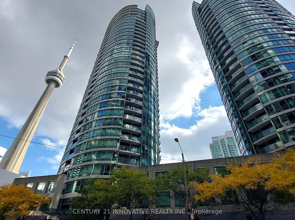 373 Front St W, Toronto, ON