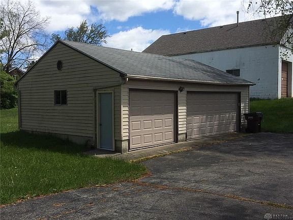 5th image of 7557 N Dixie Dr