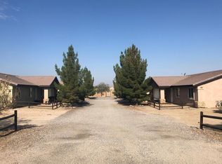 11612 Oasis Rd, Pinon Hills, CA 92372