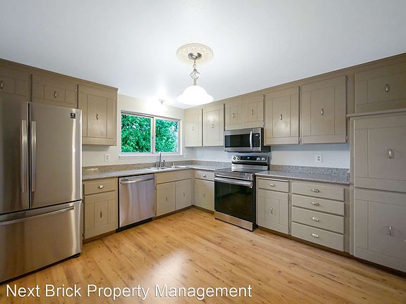 2nd image of 5329 S 297th Pl