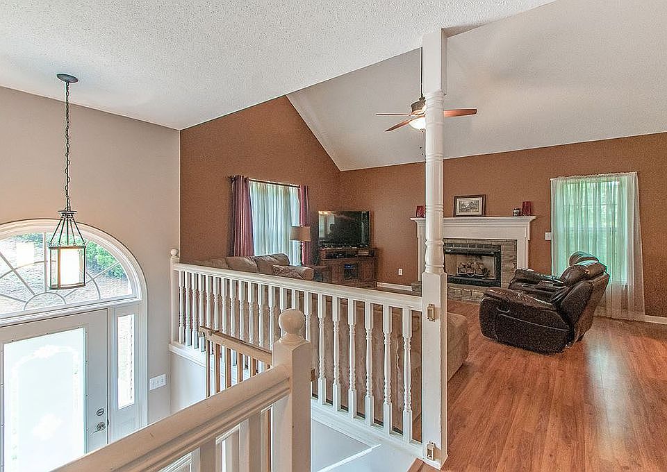 Front Entryway