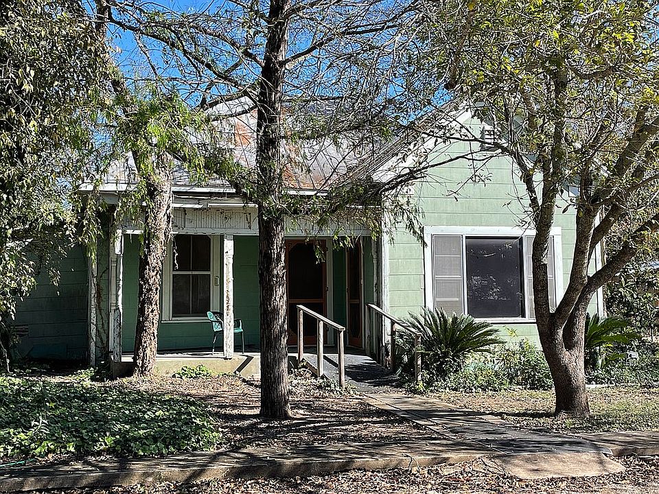 1st image of 1707 Amelia St