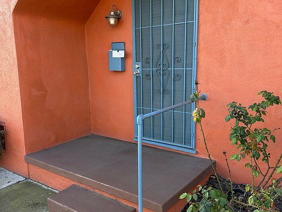 2nd image of 4259 1/2 N Bellflower Blvd #A