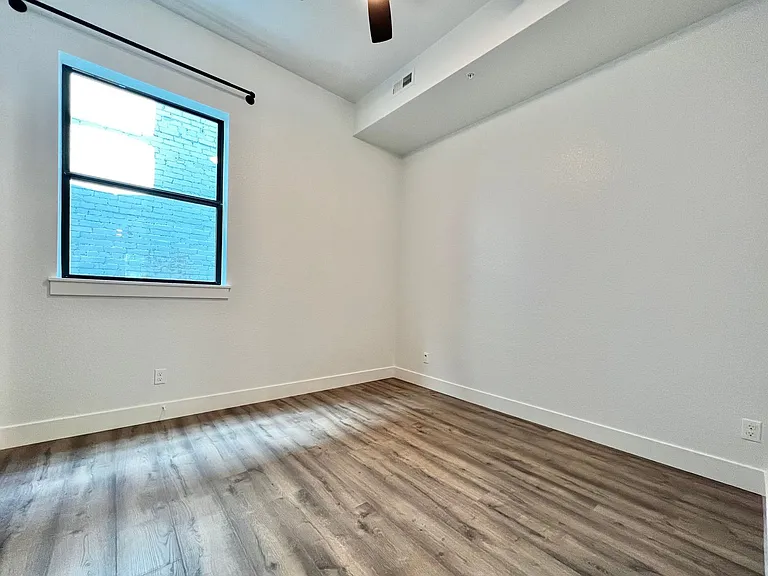 400 N Garfield Ave #106 — Photo 24