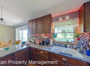 4240 Stagg Hill Rd, Manhattan, KS 66503