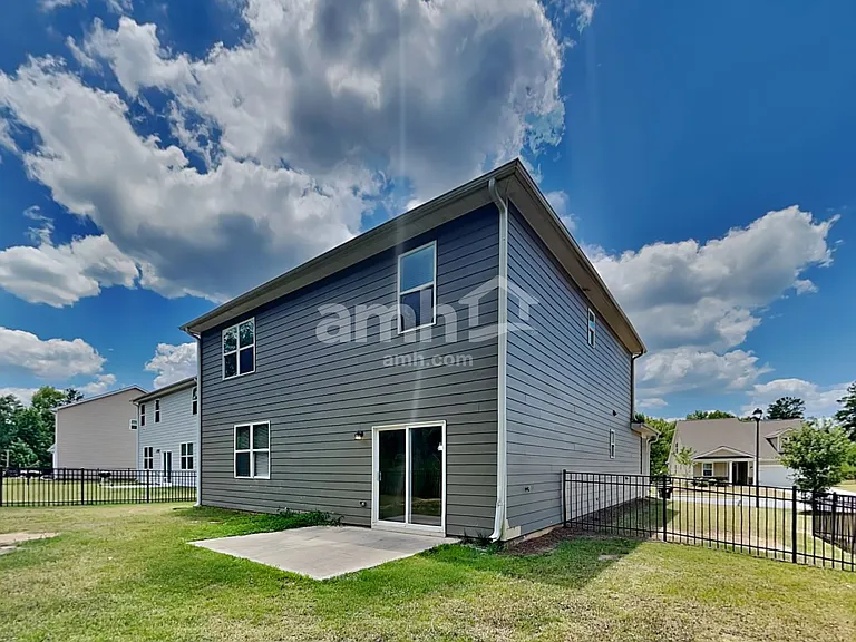 2467 Napa Valley Dr — Photo 24