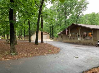 765 Cimarron Trl, Holly Lake Ranch, TX 75765