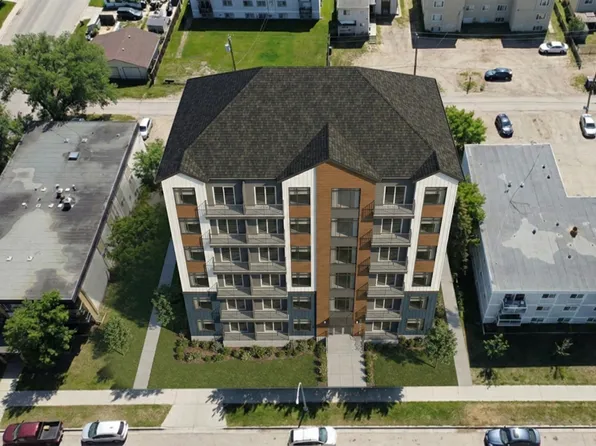 10145 & 10155 155th St NW, Edmonton, AB T5P 2L1