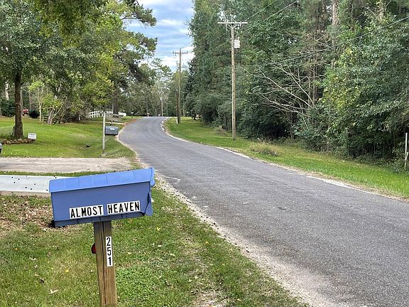 2nd image of 251 County Rd