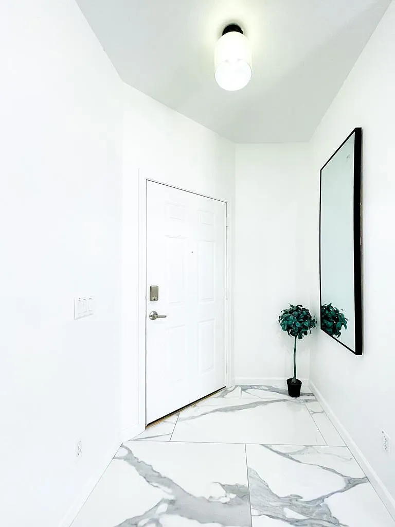 Main Door - 2029 N 29th Pl
