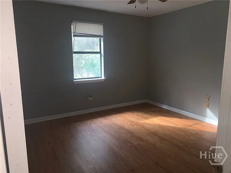 397 Fowler Dr — Photo 13