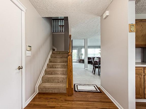 5th image of 4429 Haybury Dr