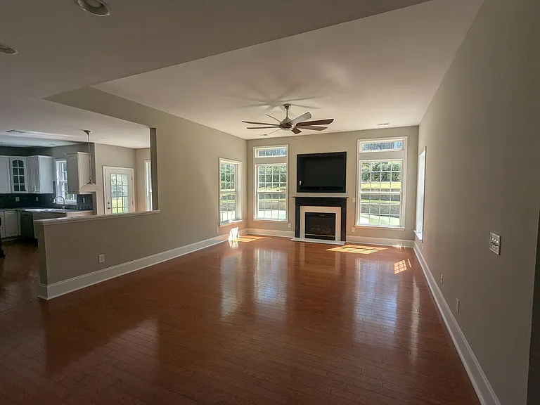 7894 Woodmere Dr — Photo 13