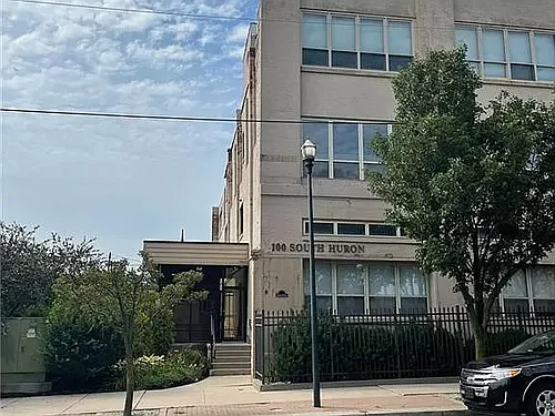 100 S Huron St #1A Photo 1
