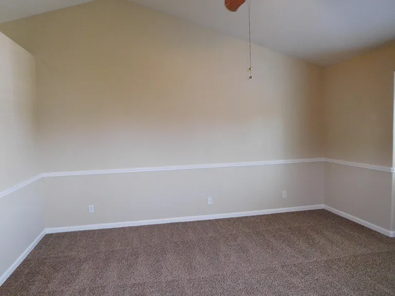 5809 W Menlo Ave — Photo 27