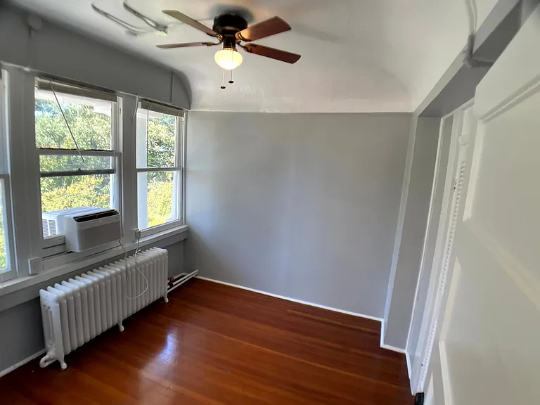 4804 Gosnold Ave #2 — Photo 9