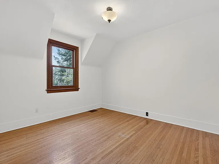 11608 Edinboro Rd NW — Photo 10