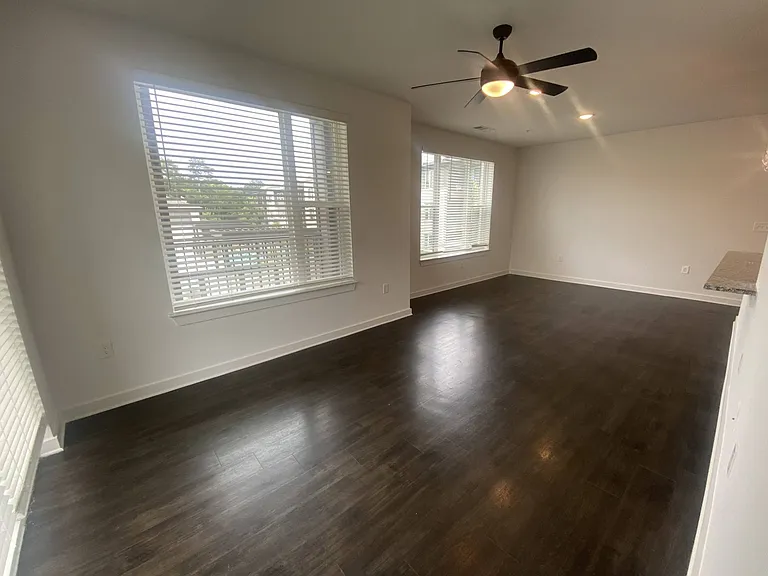 The Wren Apartments — Photo 207