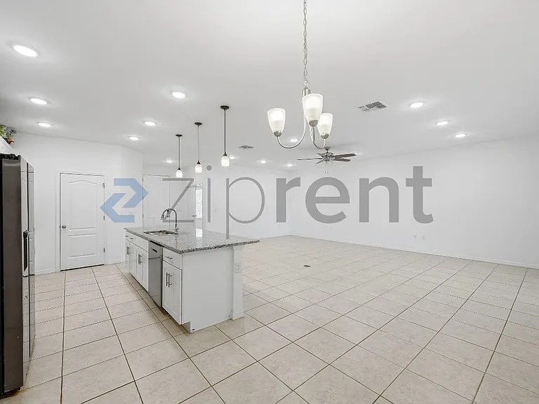 177 Castile Ct — Photo 15